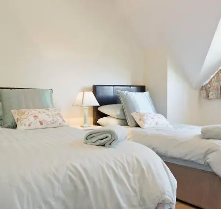 Rathmichael Dales Tatil Evi *